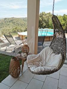 Villa pour 8 avec piscine