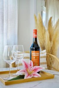 Shiny Studio with Pool & Carihuela Beach at 500m