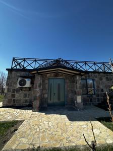Cottages in Black Horse Georgia