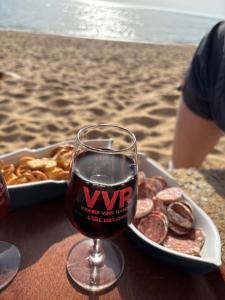 Maison 50 m de la Plage Valentin, vue sur mer