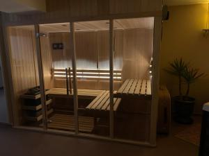 Appartements loft jacuzzi sauna pool yoga sea view love-room : photos des chambres