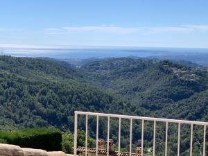 Appartements loft jacuzzi sauna pool yoga sea view love-room : photos des chambres
