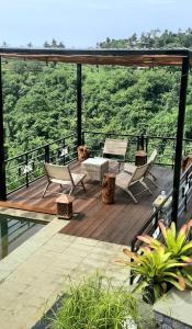 Liri Villa - Ocean, hills, valley view