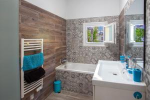 Appartements Grand-appartement-centre-Bastia : photos des chambres