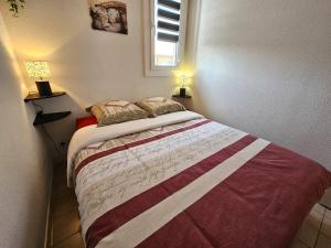 Bel appartement climatisé vu sur létang