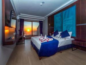 Hitit Marina Hotel & Bungalows