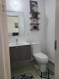 Mitchell's Secure Urban Escape - Las Cuevas