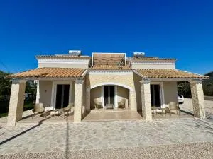 Edith's Beach House - Adults Only - Píthos