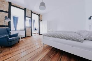 Villa zur See, Whg Piroge