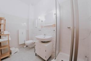 Villa zur See, Whg Piroge