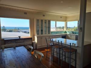 73 Murrah Street Blue Pacific Holiday Home, Bermagui Linen and Wifi Provided