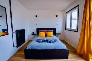 Appartements ValenStay - Duplex Stade du Hainaut avec terrasse : photos des chambres