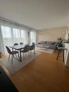 Lovely apartment and spacious - 德朗西