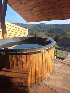 Domek nad Lasem - 科尼亚库夫