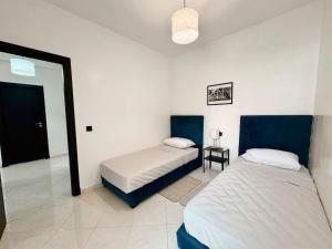 Budget-Friendly 2BR - AC and heating inRooms