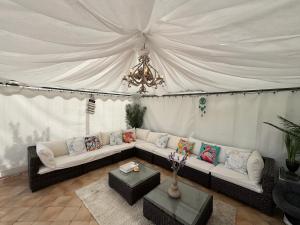 Le Mas Saint Jean les Mayons