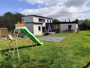 Maisons de vacances Maison recente 200m2 proche du circuit du Mans au calme : photos des chambres