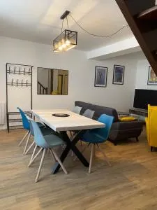 Duplex T4 centre historique - Polminhac