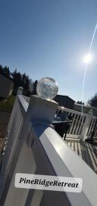 Pine Ridge Retreat With FREE GOLF and Air Conditioning
