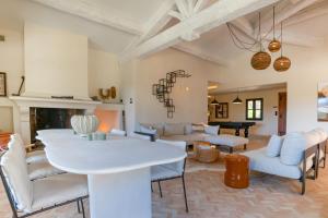 Villas JAMES FCD04 - luxury villa on private domain with pool and tennis near St Tropez : photos des chambres