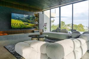 Amulya Luxury Villa, Dago - 4BR Heated Infinity Pool