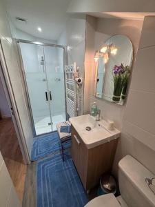 B&B / Chambres d'hotes Auberge de la Normandie : Chambre Double - Vue sur Jardin
