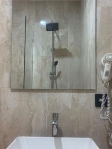 Stylish Villa, 2BR ,GREAT VALUE, Great Location !