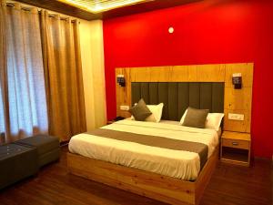 Orchard Heights, Manali