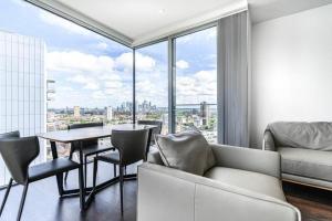 Goodmans Field - Skyline Residence