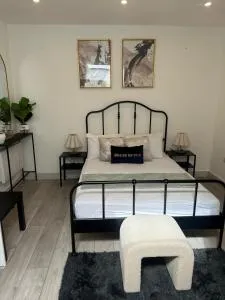 Brigstock - Thornton Heath