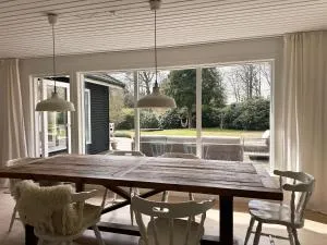 Rageleje - Cozy, bright summerhouse near the beach and beautiful Heatherhill - Vejby