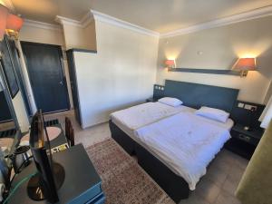 Single Room with Back Garden View room in Hotel HAL-TUR BOUTIQUE