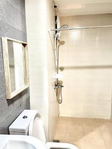 Cozy studio suite near Eastwood QC