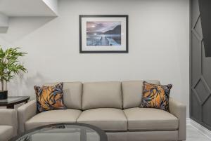 Baker Hill Executive Suite 2 Br Basement Apartment with Full Kitchen and Bath