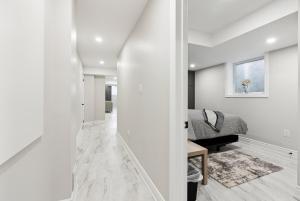 Baker Hill Executive Suite 2 Br Basement Apartment with Full Kitchen and Bath