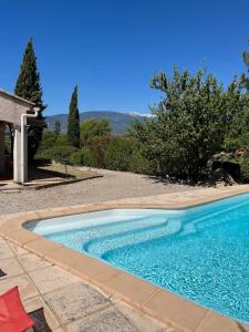 Maisons de vacances Jolie maison avec piscine et vue sur le Mont Ventoux : photos des chambres