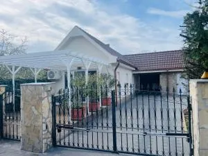 Thermal Garden Weninger Apartmanok - Tázlár