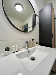Appartements Duplex renove a 15 min de Lyon : photos des chambres