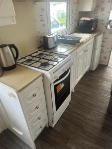 Golden Anchor Caravan Park holiday homes 6 berth