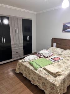 House with 3 bedrooms, 2 of which are suites