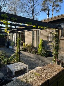 Quiet and spacious holiday home