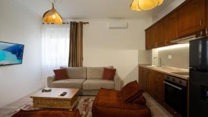 Dittis Apartment By Tok