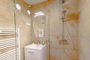 Maisons de vacances Gite du cerisier : photos des chambres