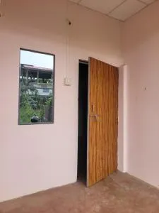 Awas Homestay - Cinnāmāra