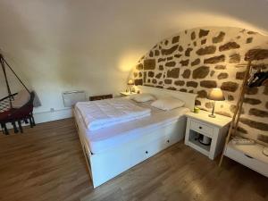 Appartements Charmant studio, maison en pierre, terrace and garden : photos des chambres