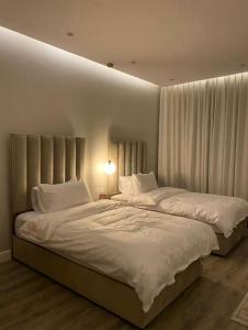 غرفتين مودرن خلف البوليفارد b2