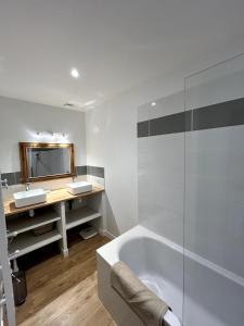 Maisons de vacances Location en Pays Basque interieur : Maison 5 Chambres
