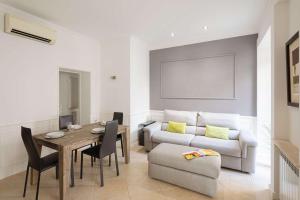 Via Vespasiano Private Apartment