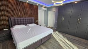 Vila LakeView Snagov, Terasă pe Acoperiș, Self Check-in, Parcare Privată