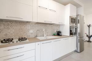 la casa di valeria con piscina